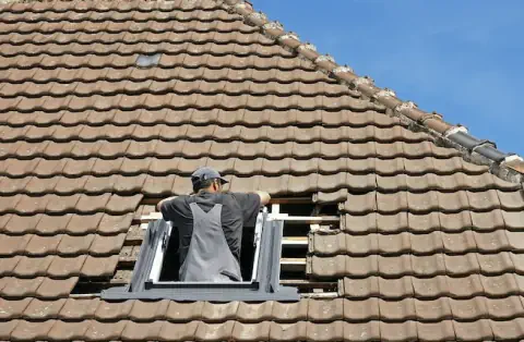 Pose de velux - Courson-les-Carrières